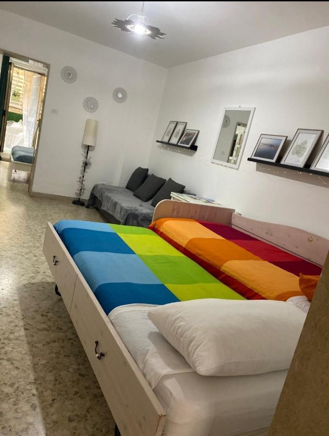 Apartamento Enry'S House Bari Exterior foto